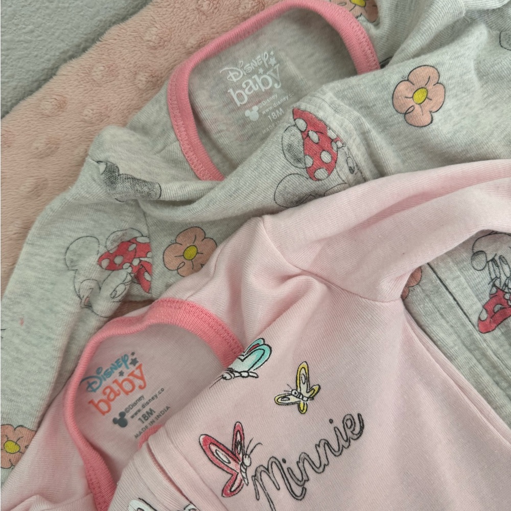 DISNEY BABY ONSIES